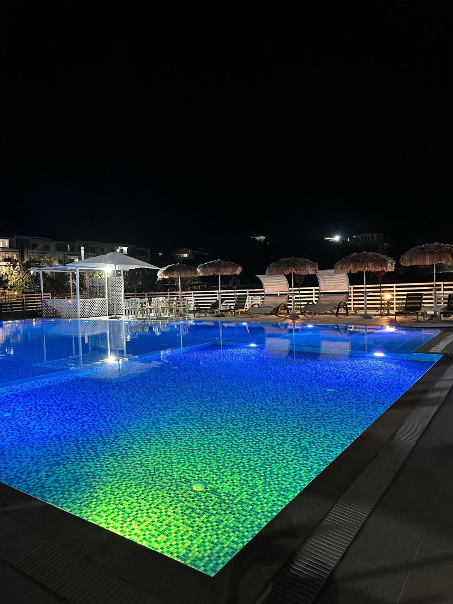 Villa Tea Residence, Gjiri I Lalzit Delux *
