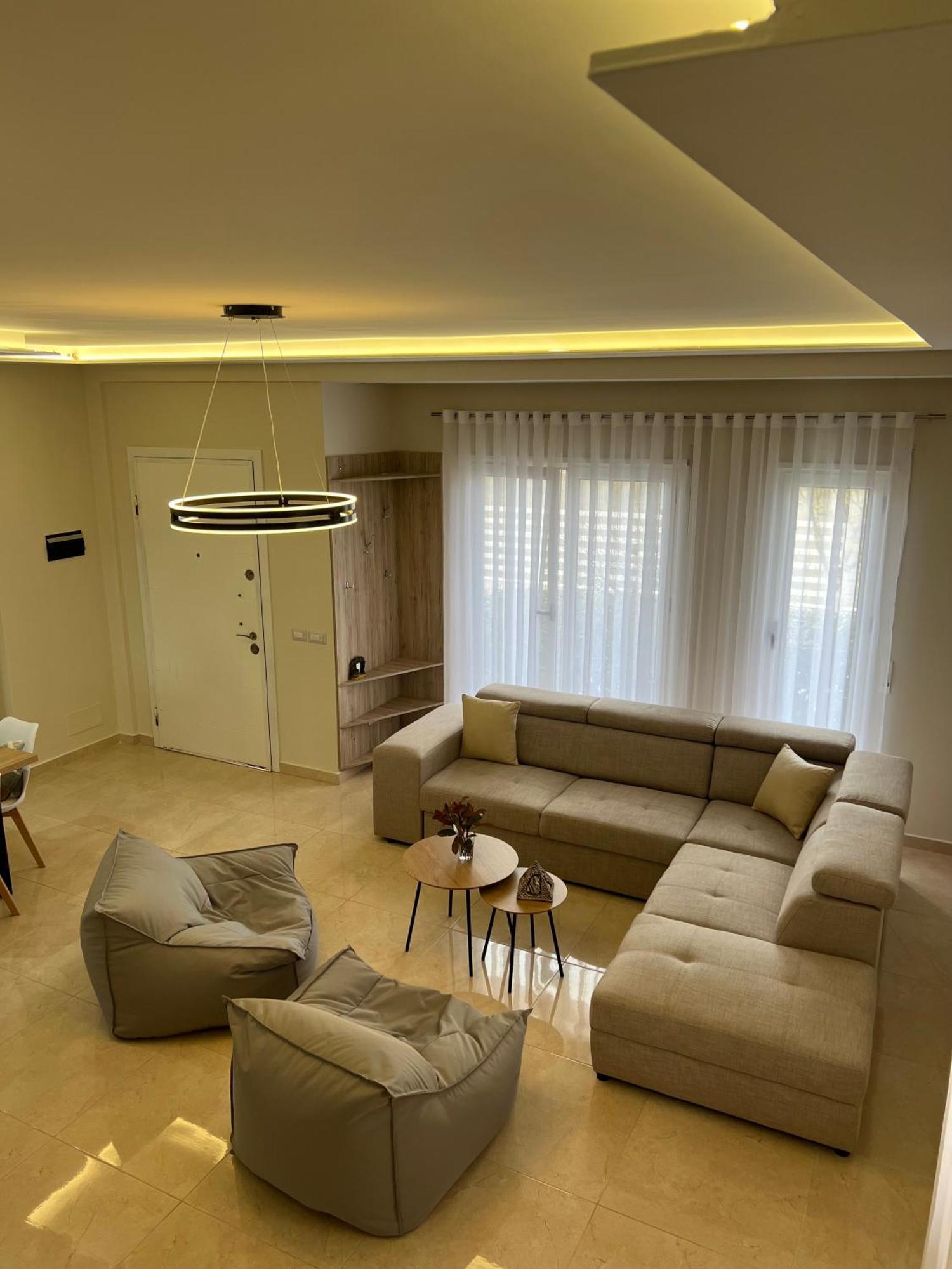 Tea Residence, Gjiri I Lalzit Delux *